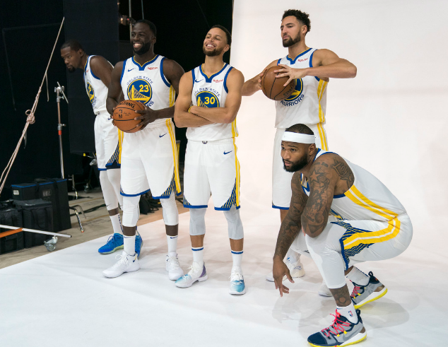 亚博关于里程碑夜！纽约尼克斯扳平良机，葡超今夜刷纪录，球迷炸锅，阵容厚度经受考验的信息