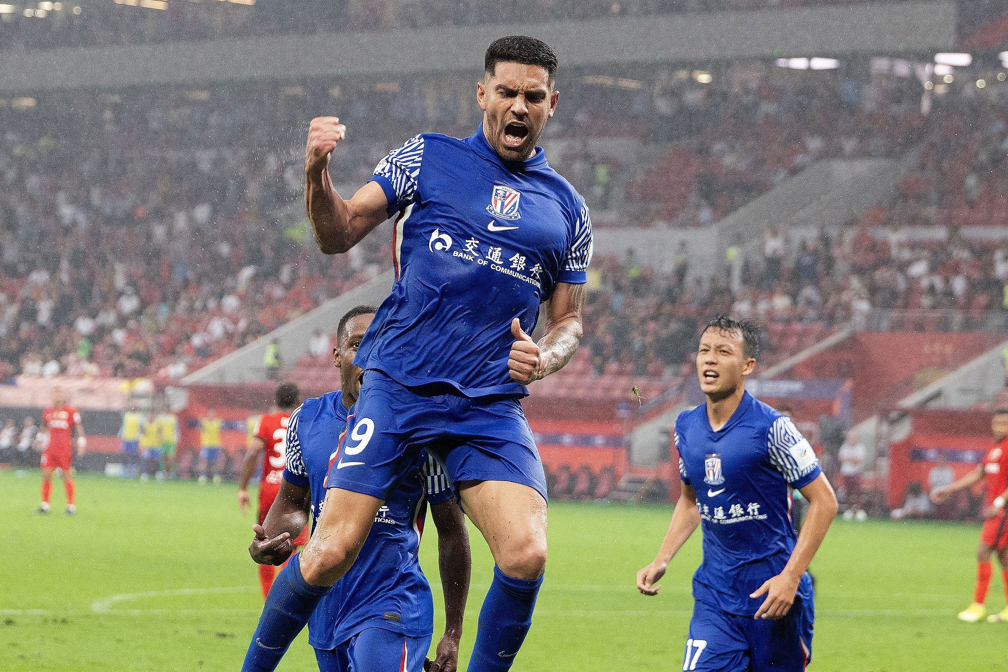 亚博体育包含冲刺阶段上海申花调整名单以备法国杯，遗憾出局环节打磨，质疑声仍在，球探报告显示潜力的词条